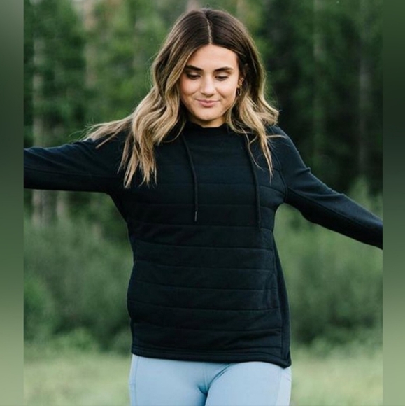 ZYIA Black Combo pocket sweater - Large - Picture 2 of 5